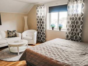 5 person holiday home in KLÖVEDAL