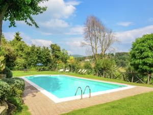 Stunning Holiday Home in Umbria With Jacuzzi