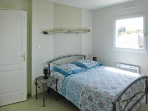 Maisons de vacances Modern semi-detached house with terrace, Saint-Quay-Portrieux : photos des chambres
