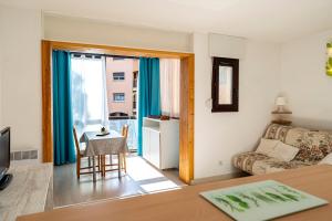 Appartements Studio chaleureux avec piscine, centre de Mougins : Appartement 1 Chambre