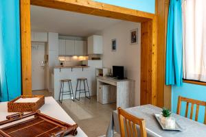 Studio chaleureux, centre de Mougins