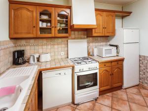 Maisons de vacances Rustic Retreat for Families : photos des chambres