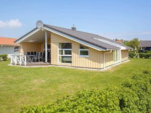 12 person holiday home in GROEMITZ