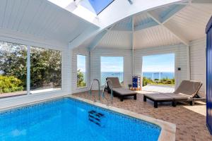 Finest Retreats - Cliff Lodge