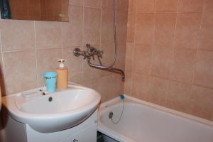 Two-Bedroom Apartment room in Квартира Kirovsk HB Snow 