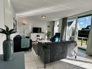 comfortable bungalow for 6 people,