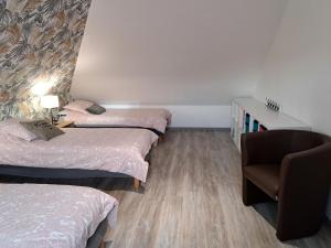 Maisons de vacances Holiday home 10 pers , panoramic sea view, Cleder : photos des chambres