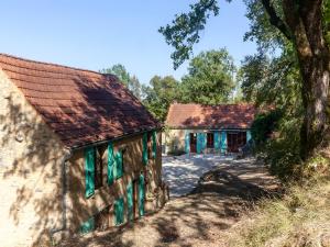 Maisons de vacances Mansion in Lavercantiere with Pool : photos des chambres