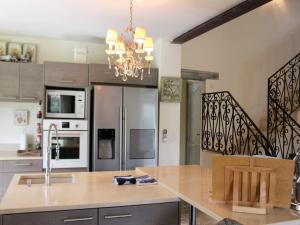 Mas in Eygalières with Heated Pool