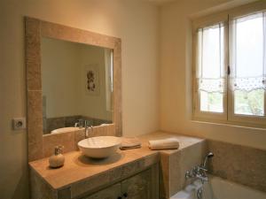 Villas Mas in Eygalieres with Heated Pool : photos des chambres