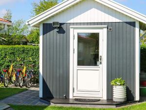 12 person holiday home in Hadsund-By Traum
