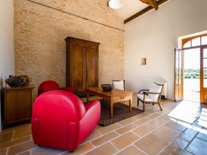 Maisons de vacances Holiday Home Sauveterre with Pool : photos des chambres