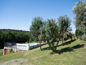 Maisons de vacances Holiday Home Sauveterre with Pool : photos des chambres