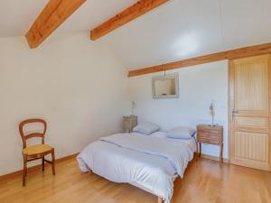 Sauveterre Pool Escape