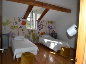 Maisons de vacances Holiday Home Sauveterre with Pool : photos des chambres