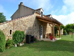 Maisons de vacances Holiday Home Sauveterre with Pool : photos des chambres