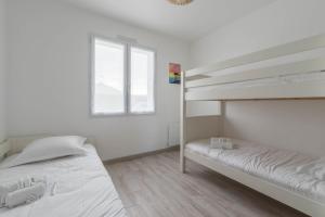 La Marine - Parking - 500m du Golf