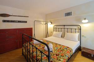 Central Tbilisi Modern 1BR Apt - By Wehost