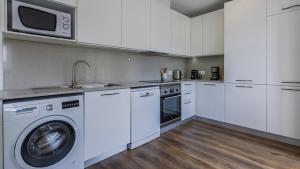 2BDR Comfy Apartment in Graça by LovelyStay