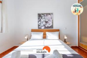 #190 Families Only - Descobrimentos by Home Holidays