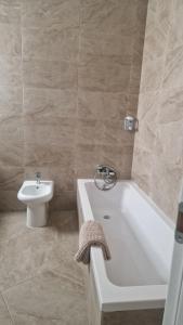 Il-Girna- Modern Seaside Accommodation