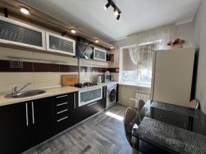 2-rooms apartment 5 minutes to Kyiv Railway Station