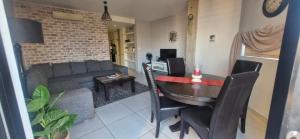 Elegant Wild Olive Apartment at Grove Mall