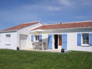 Maisons de vacances Holiday Home in Avrille near Sandy Beaches : photos des chambres