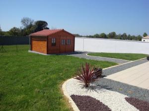 Holiday Home in Avrillé near Sandy Beaches