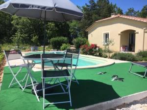 Villas Villa in Cazals with Private Pool & Lake Nearby : photos des chambres
