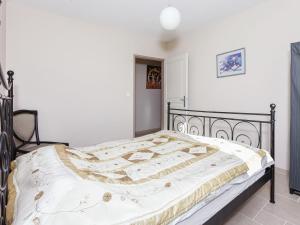 Villas Villa in Cazals with Private Pool & Lake Nearby : photos des chambres