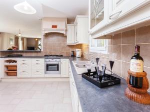 Villas Villa in Cazals with Private Pool & Lake Nearby : photos des chambres