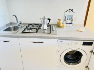 Luminous flat with balcony-Beahost