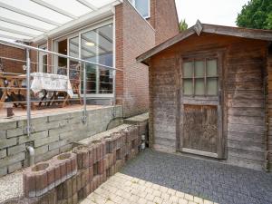 Stay with Garden, Limburg