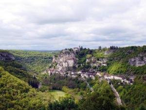 Maisons de vacances Holiday Home in Loubressac with Pool & Garden : photos des chambres