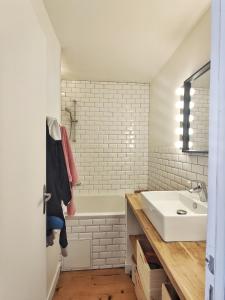 Maisons de vacances La Petite Maison Saint-Hilaire : photos des chambres
