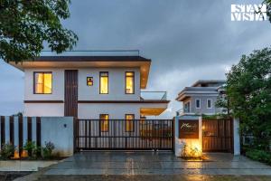 StayVista at Villa Alora with Jacuzzi