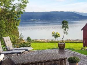 Cozy Cottage Retreat in Trend-By Traum