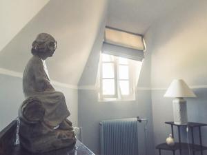 Maisons de vacances Mansion in Meaulne with Private Pool : photos des chambres