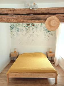 Petite maison cosy à Moret-sur-Loing, cour privée