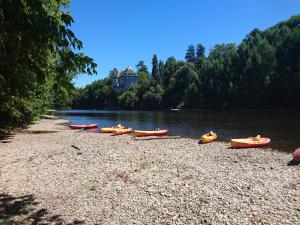 Villas Villa in Bruniquel by Aveyron River : photos des chambres