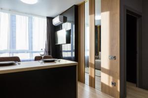 Nyvky Like Home - Файна Таун з сезонним басейном - Кв 53