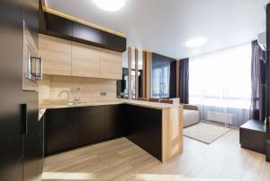 Nyvky Like Home - Файна Таун з сезонним басейном - Кв 53