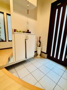 Nagomiの宿駅徒歩3分駐車場有梅田1駅1棟貸切4部屋京都神戸直通