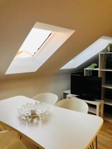 Moderne Dachgeschosswohnung an der Donau