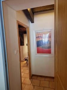 Maisons de vacances Quiet family cottage with pool, horse view : photos des chambres
