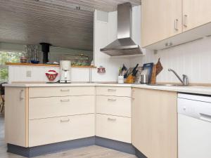 8 person holiday home in Struer-By Traum