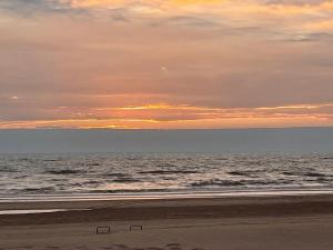 SATORI LODGE near the Dunes & the Beach