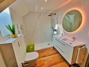 Appartements BALI SPA-4 Pers-Jacuzzi-Parking-Jardin-Clim-Colmar : photos des chambres