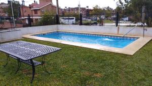 Casa quincho con piscina en Concordia